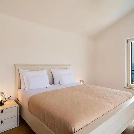 Casa vacanze 6 Bedroom Awesome In