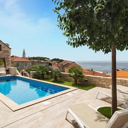 Casa vacanze 6 Bedroom Awesome In *