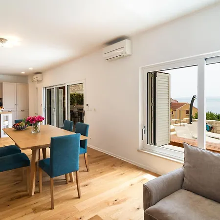 6 Bedroom Awesome In Сasa de vacaciones *