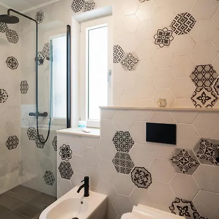 6 Bedroom Awesome In Sumartin